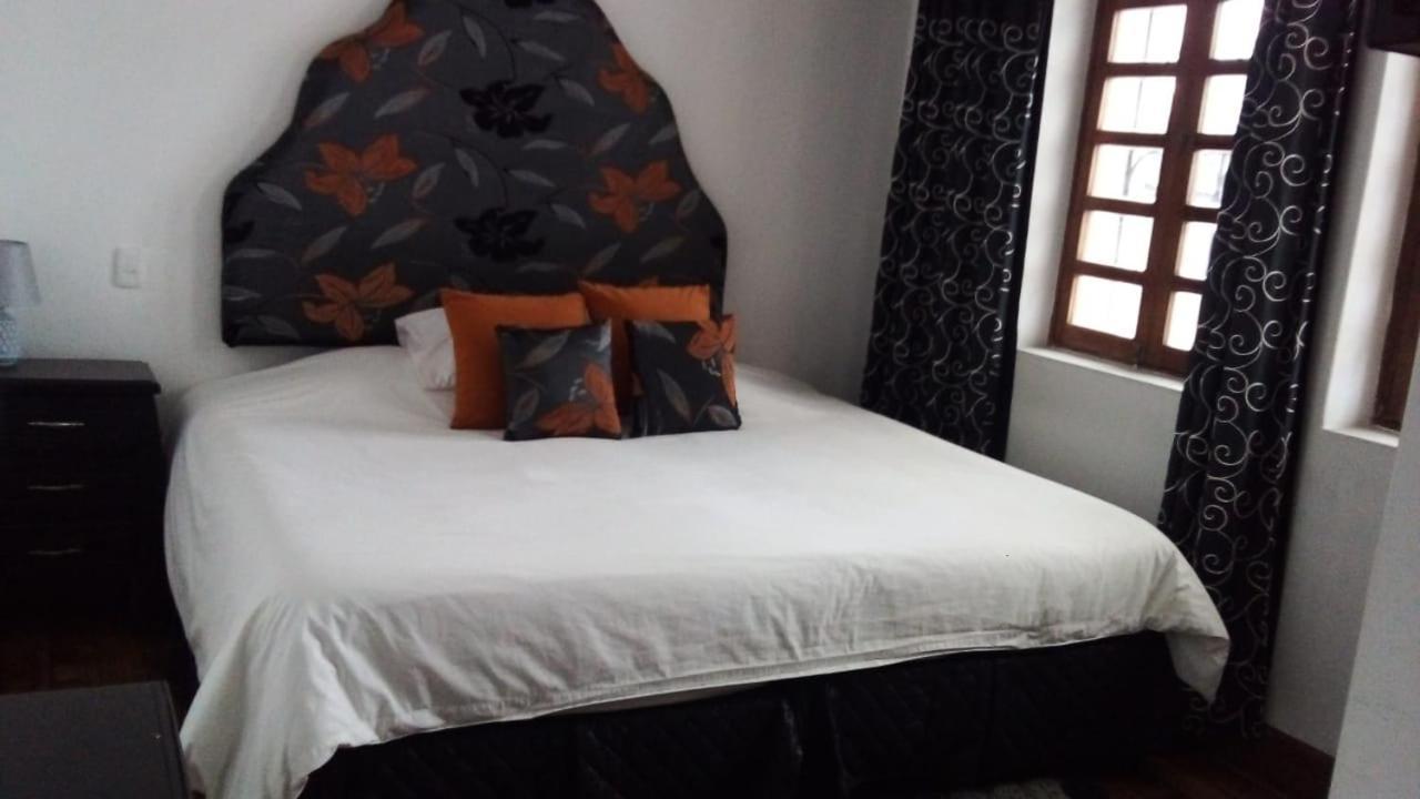 Suites+Arte Quito Extérieur photo