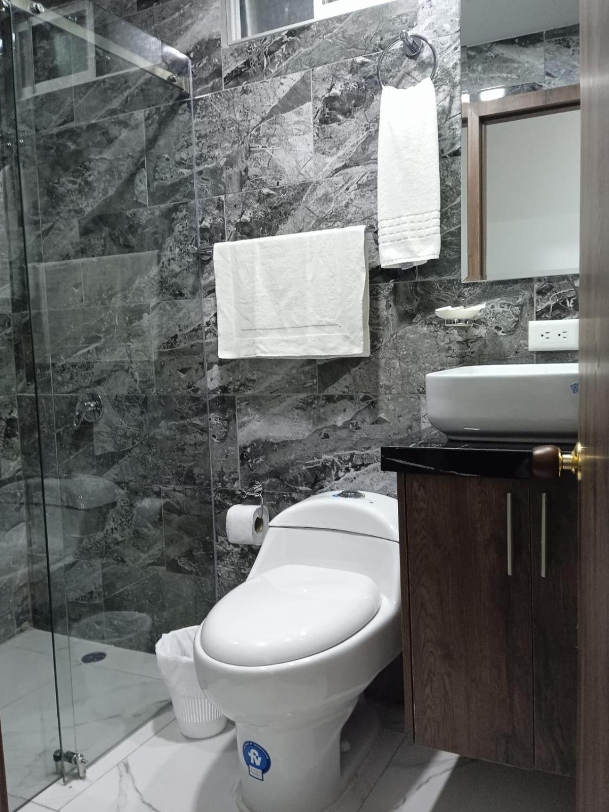 Suites+Arte Quito Extérieur photo