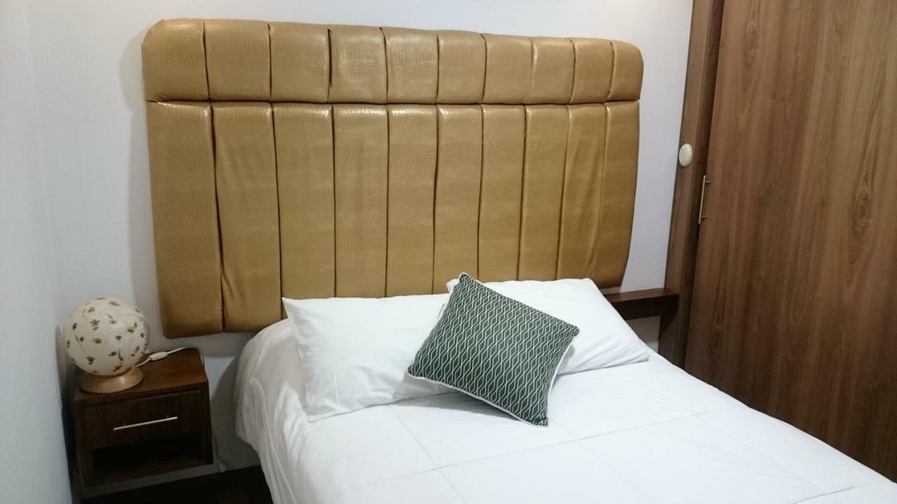 Suites+Arte Quito Extérieur photo